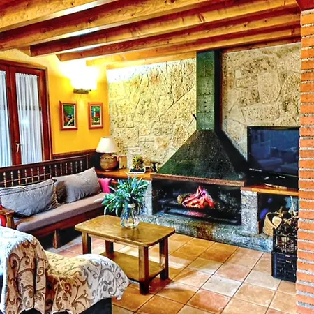Charming House In Ogassa, Perfect For 10 Guests * Ogassa
