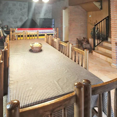 Charming House In Ogassa, Perfect For 10 Guests *