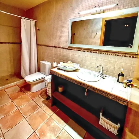 Charming House In Ogassa, Perfect For 10 Guests * Ogassa
