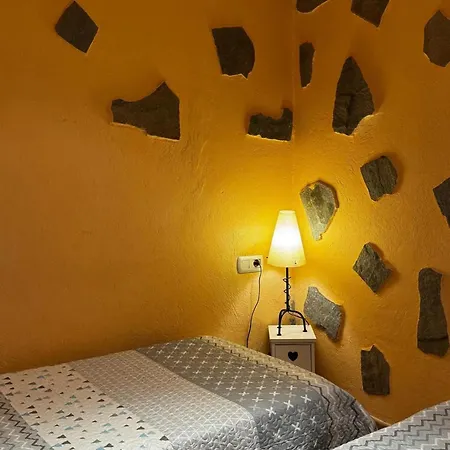 Holiday home Charming House In Ogassa, Perfect For 10 Guests