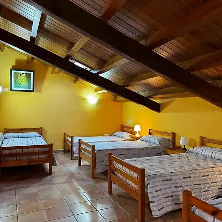 Holiday home Charming House In Ogassa, Perfect For 10 Guests *
