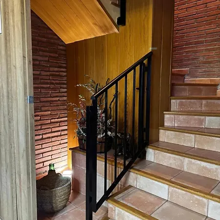 Charming House In Ogassa, Perfect For 10 Guests *
